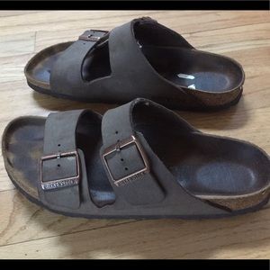 🔸🔸BIRKENSTOCK sandals  Size 10 🔸🔸🔸